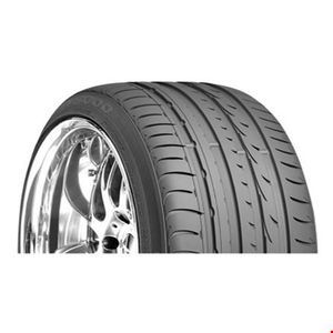 Llanta 205-40R18 para auto